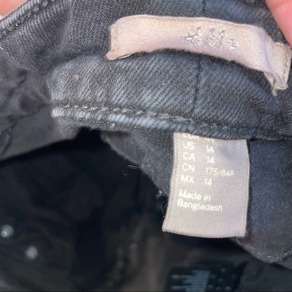 H&M Black Skinny Leg Jean - Picture 3 of 4